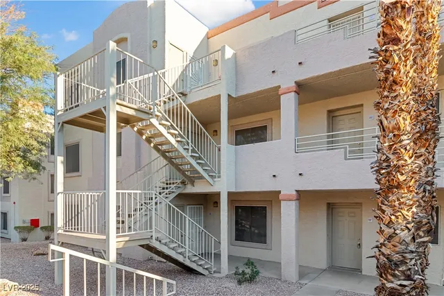 $135,000 | 2064 Mesquite Lane, Unit 101, Laughlin, NV 89029