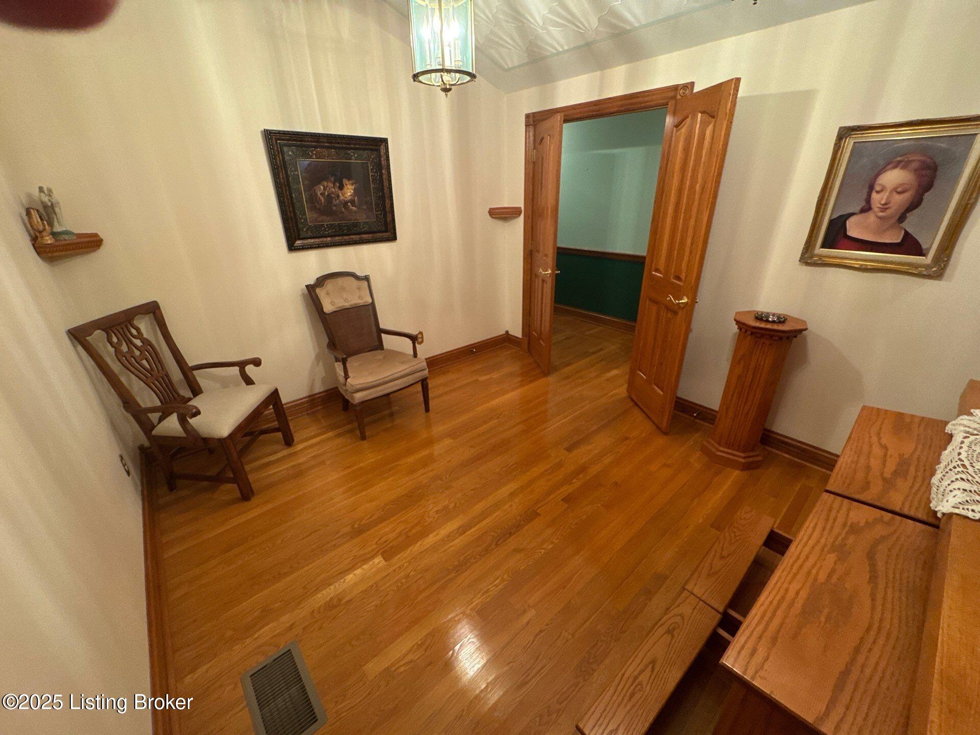 5309 Bardstown Road Springfield, KY 40069 - Photo 20 of 74 20-Jun 06 2025 12_45pm-7Gmu