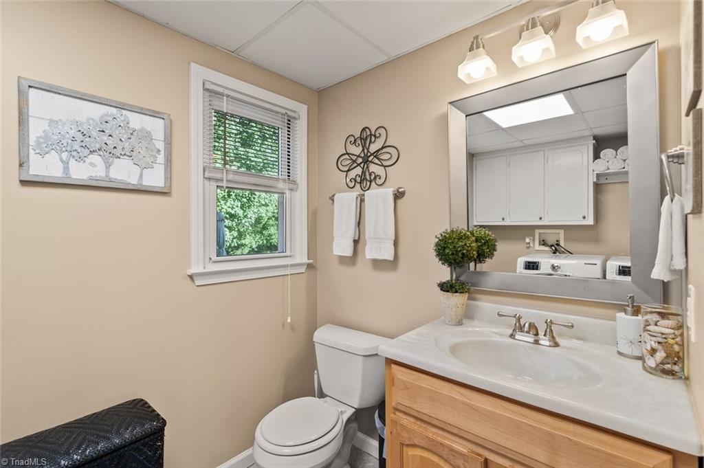 2542 Ridge Road Lexington, NC 27295 - Photo 23 of 29 Gallery Image 23