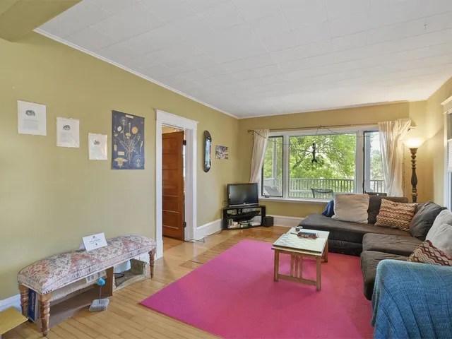 $680,000 | 460-462 Colchester Avenue, Burlington, VT 05401