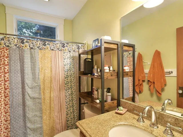 $680,000 | 460-462 Colchester Avenue, Burlington, VT 05401