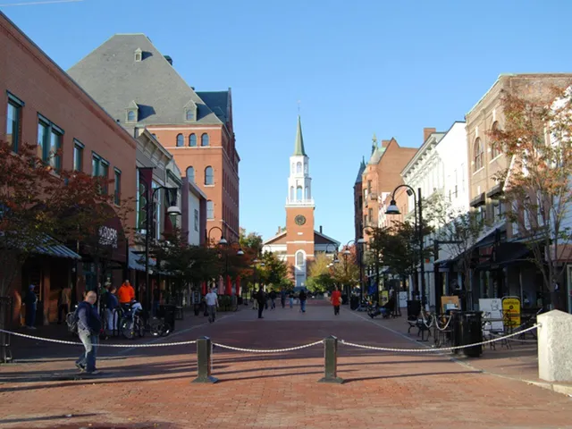 $680,000 | 460-462 Colchester Avenue, Burlington, VT 05401