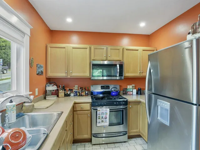 $680,000 | 460-462 Colchester Avenue, Burlington, VT 05401