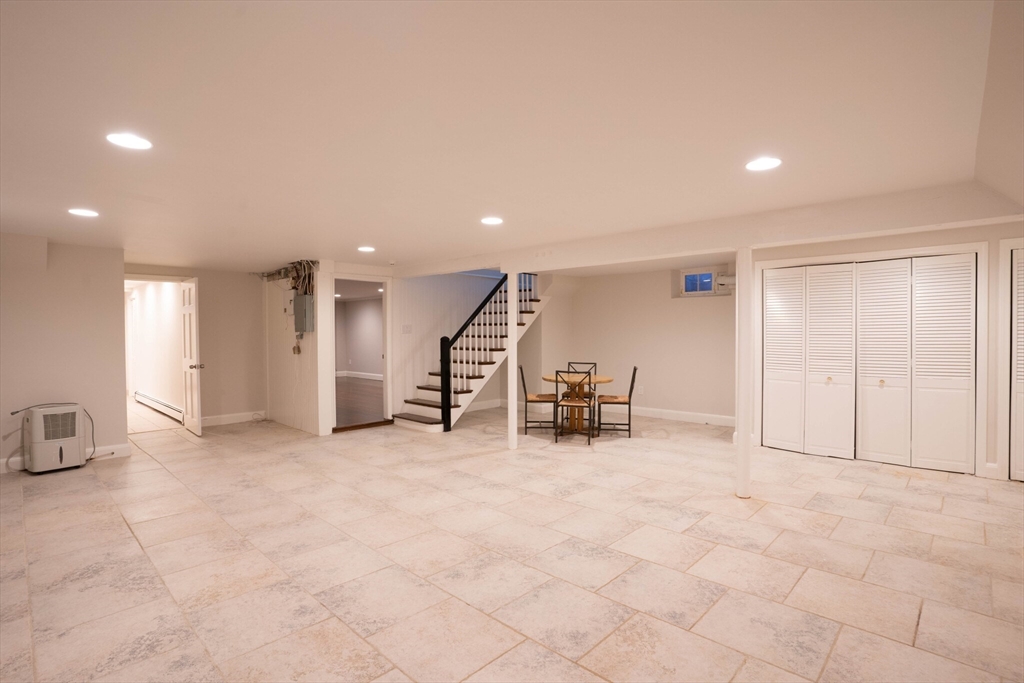 40 Puddingstone Lane Newton, MA 02459 - Photo 25 of 36