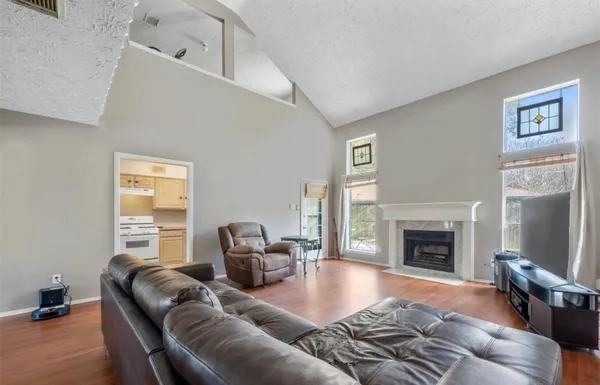 $2,200 | 17314 Edenbridge Court, Spring, TX 77379