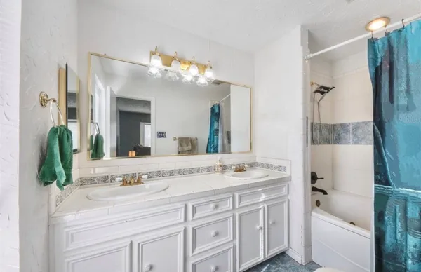 $2,200 | 17314 Edenbridge Court, Spring, TX 77379