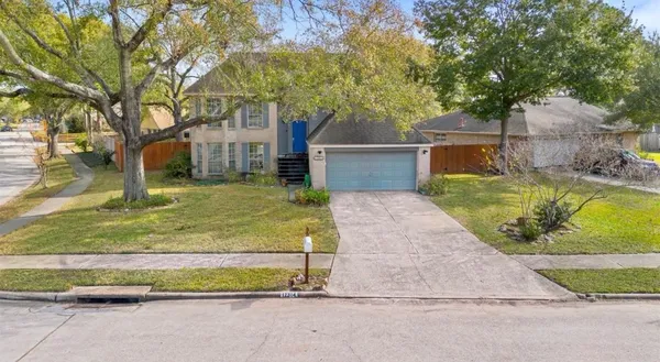$2,200 | 17314 Edenbridge Court, Spring, TX 77379