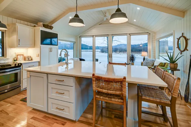 $775,000 | N3789 Tipperary Road, Poynette, WI 53955