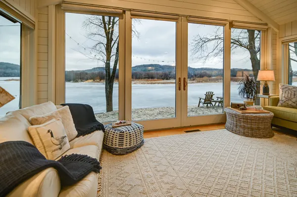 $775,000 | N3789 Tipperary Road, Poynette, WI 53955