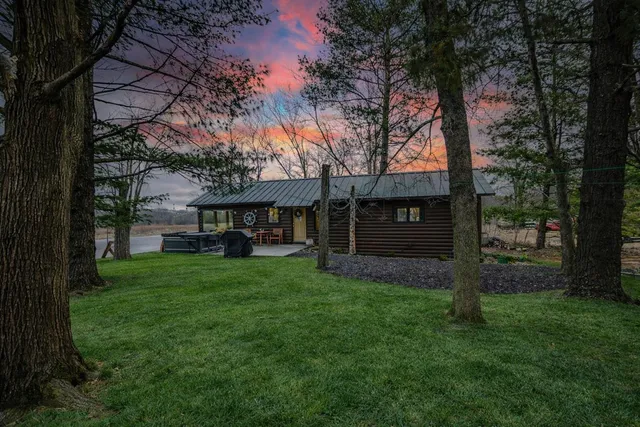 $775,000 | N3789 Tipperary Road, Poynette, WI 53955