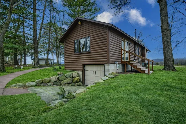 $775,000 | N3789 Tipperary Road, Poynette, WI 53955