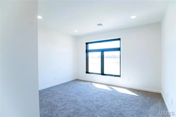 $329,900 | 4218 Oak Hill Road, Cuba, MO 65453