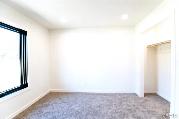 $329,900 | 4218 Oak Hill Road, Cuba, MO 65453