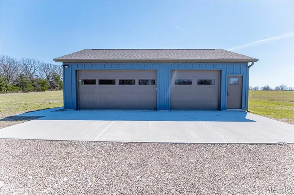 $329,900 | 4218 Oak Hill Road, Cuba, MO 65453