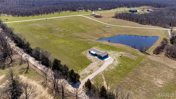 $329,900 | 4218 Oak Hill Road, Cuba, MO 65453