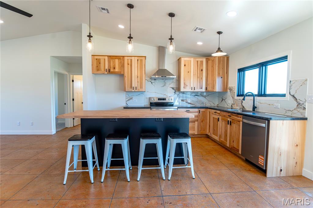 4218 Oak Hill Road Cuba, MO 65453 - Photo 6 of 28