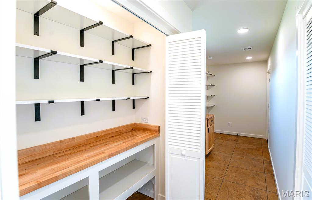 4218 Oak Hill Road Cuba, MO 65453 - Photo 10 of 28