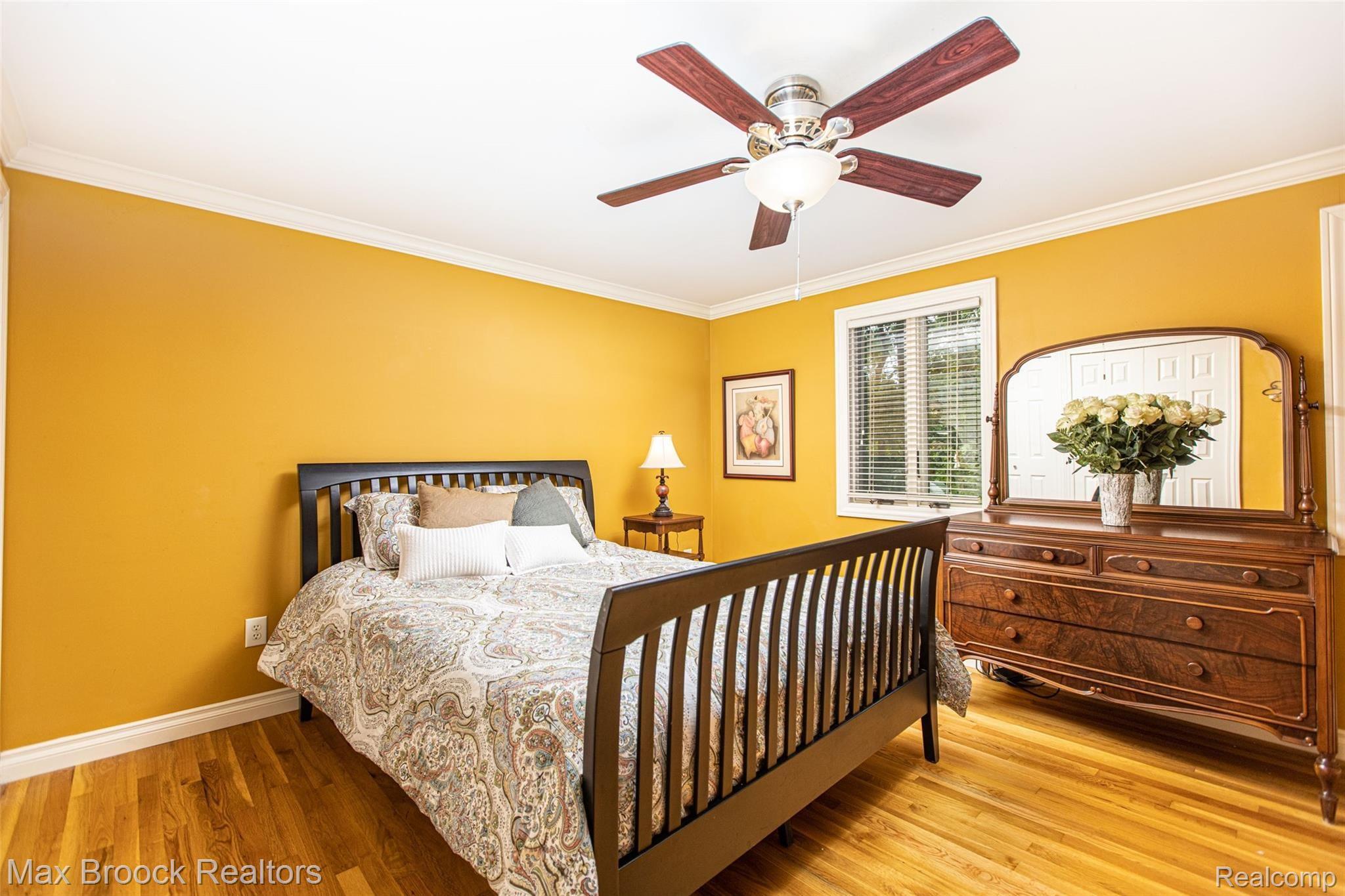 2633 Rambling Way Bloomfield Hills, MI 48302 - Photo 14 of 30 -18.jpg