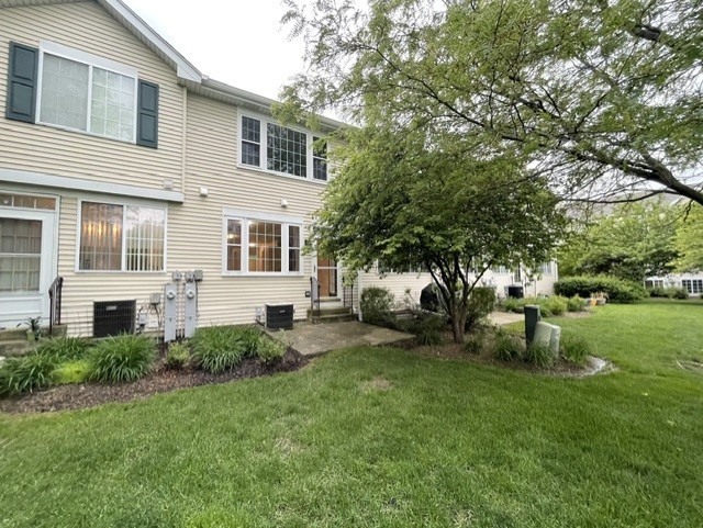 5454 Elizabeth Place Rolling Meadows, IL 60008 - Photo 18 of 21