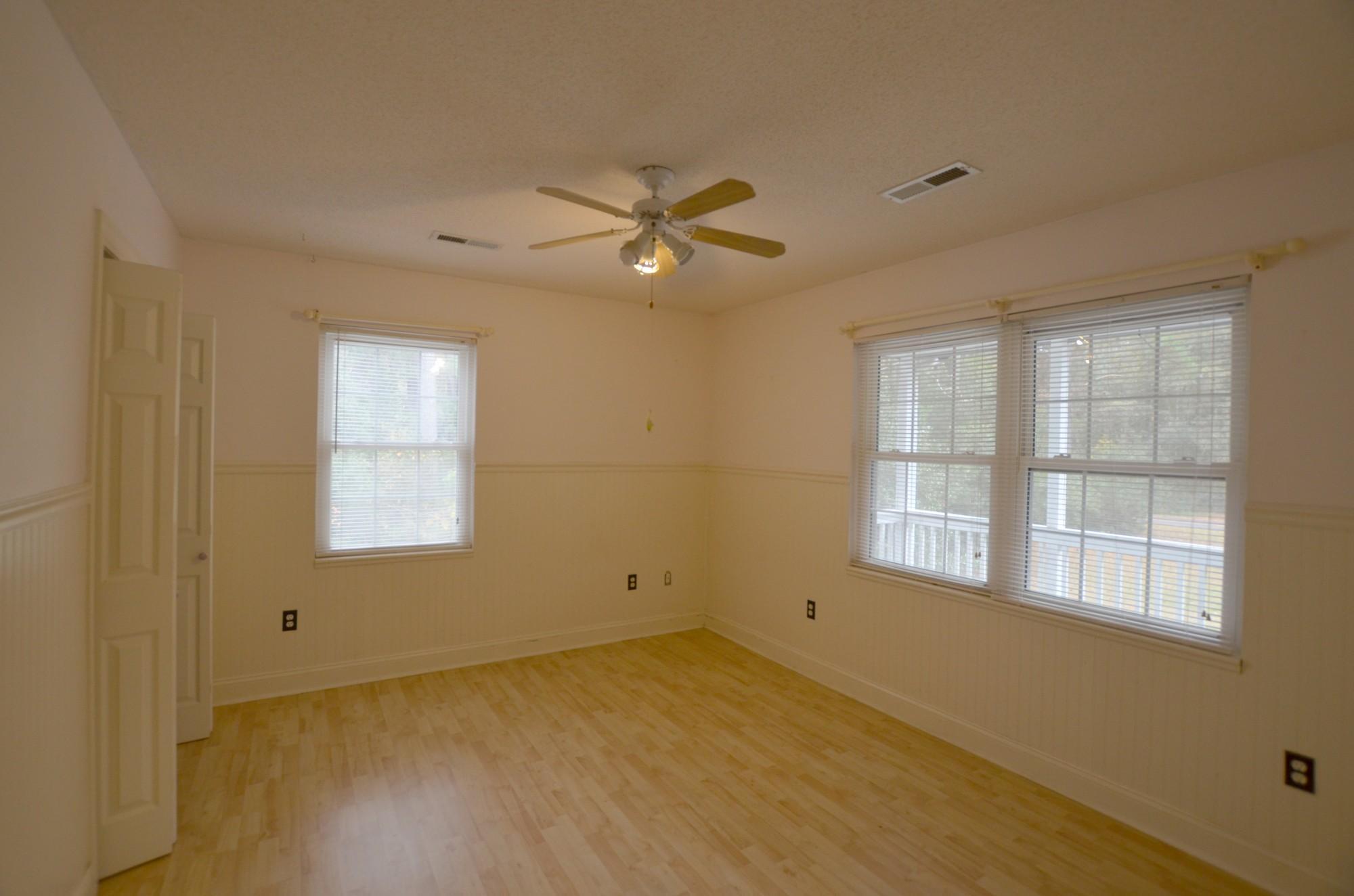 10048 South Carolina Road McClellanville, SC 29458 - Photo 10 of 15 10-bedroom2