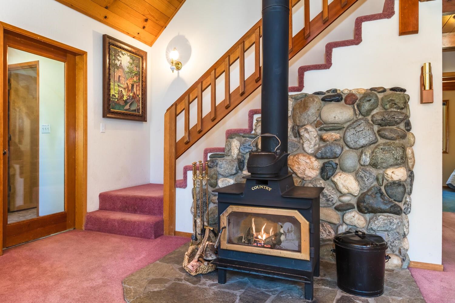 11988 Kitzbuhel Road Truckee, CA 96161 - Photo 10 of 21 Gallery Image 10