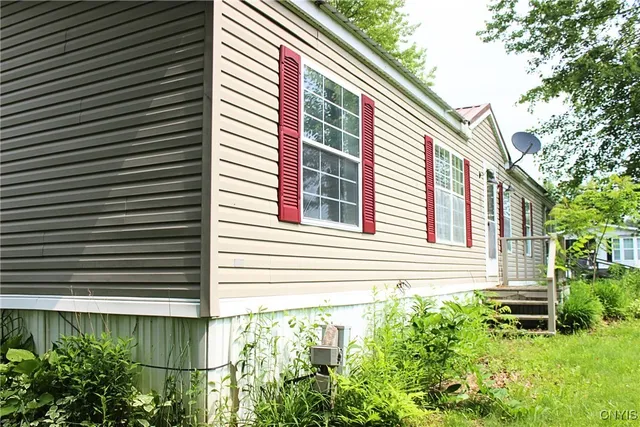 $90,000 | 606 Sycamore Lane, Schuyler, NY 13502