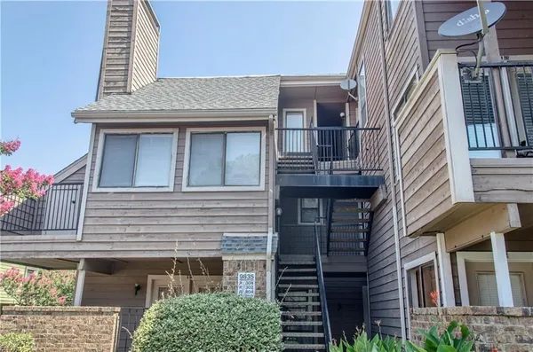 $1,150 | 9835 Walnut Street, Unit 202, Dallas, TX 75243