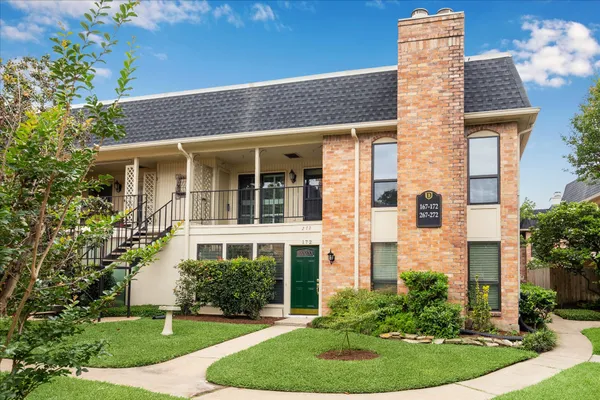 $249,000 | 1601 South Shepherd Drive, Unit 272, Houston, TX 77019
