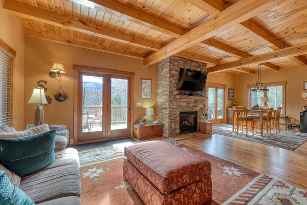 $424,900 | 130 Mallard Circle, Murphy, NC 28906