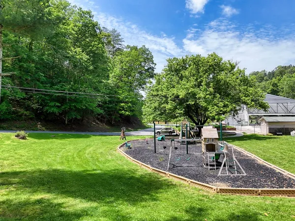 $424,900 | 130 Mallard Circle, Murphy, NC 28906