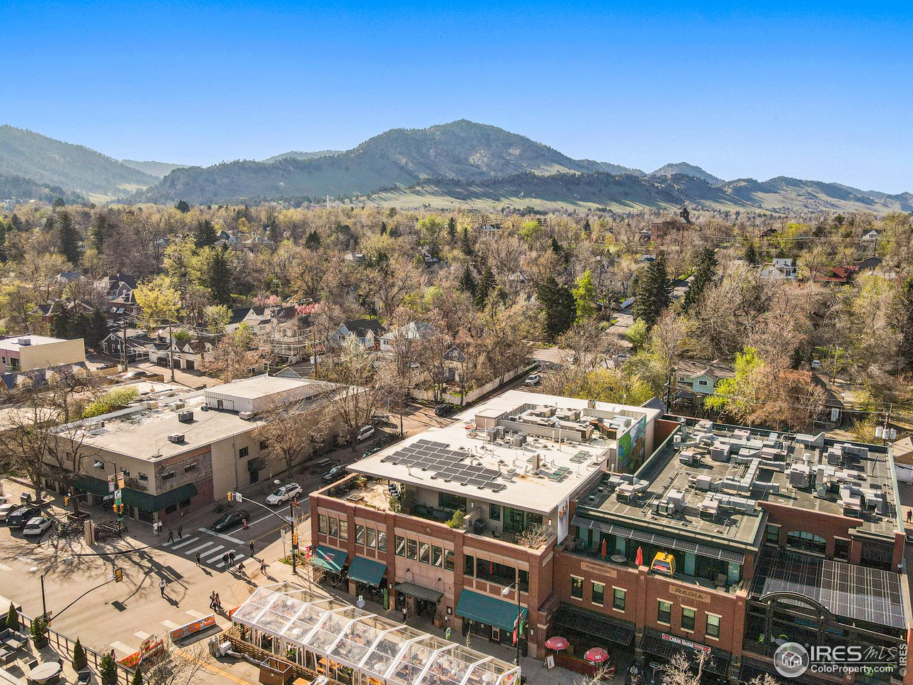 901 Pearl Street, Unit 202 Boulder, CO 80302 - Photo 35 of 35 a view of a city with a mountain