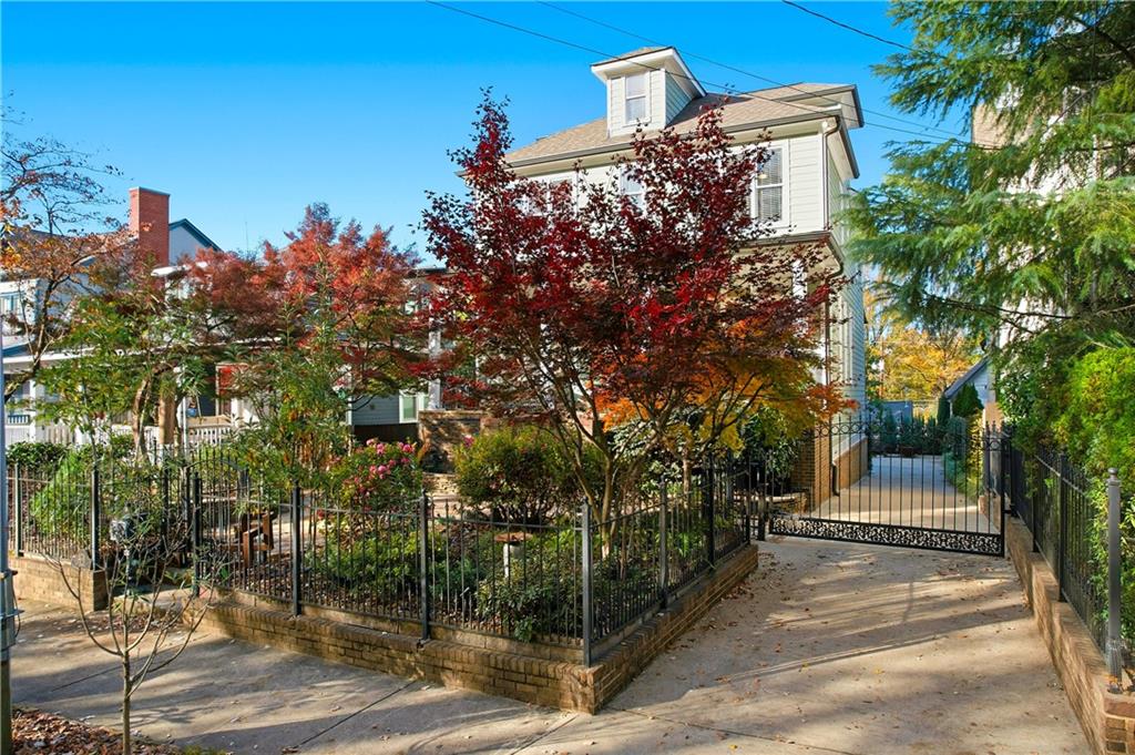 574 E Avenue Northeast Atlanta, GA 30312 - Photo 2 of 98