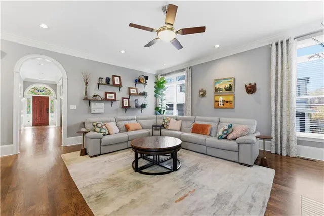 $2,297,600 | 574 E Avenue Northeast, Atlanta, GA 30312