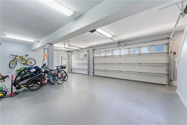 $2,297,600 | 574 E Avenue Northeast, Atlanta, GA 30312