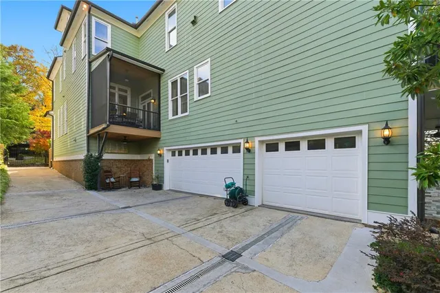 $2,297,600 | 574 E Avenue Northeast, Atlanta, GA 30312