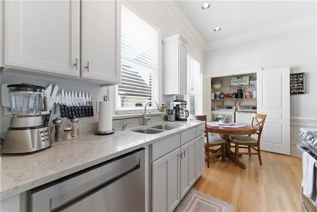 $2,297,600 | 574 E Avenue Northeast, Atlanta, GA 30312