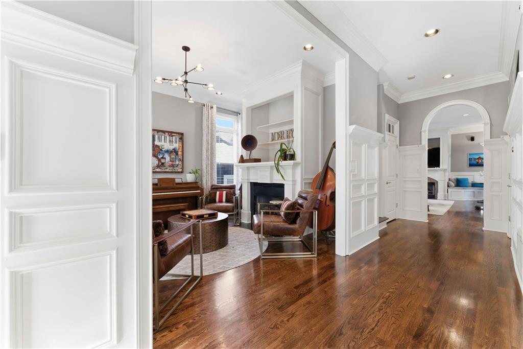 574 E Avenue Northeast Atlanta, GA 30312 - Photo 10 of 98