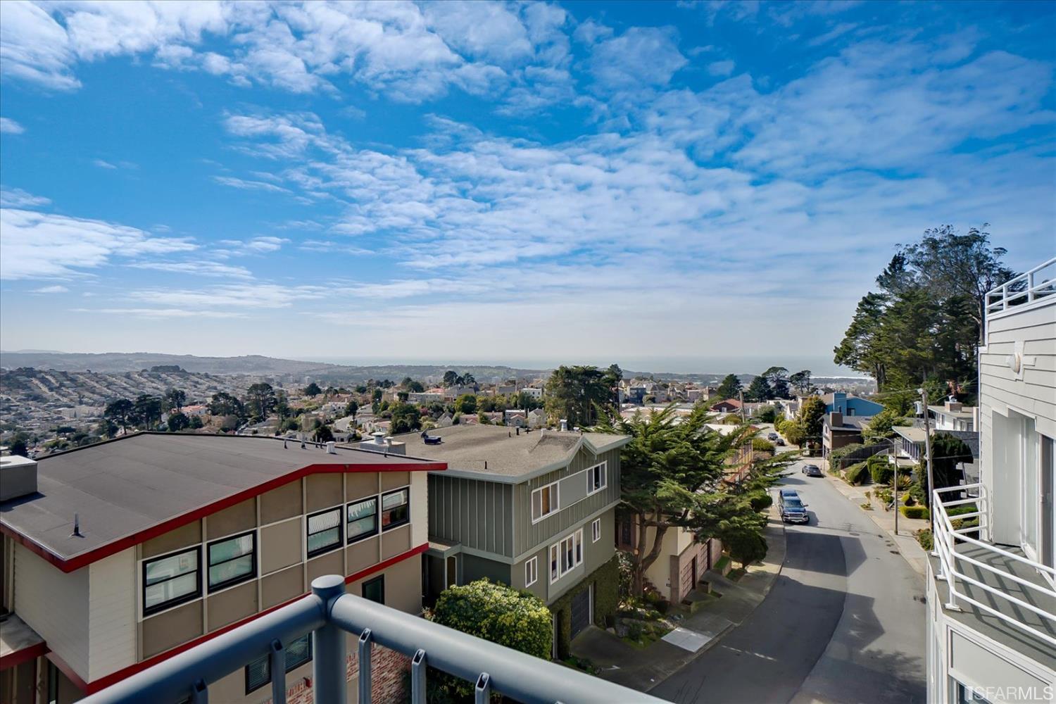 129 Cresta Vista Drive San Francisco, CA 94127 - Photo 4 of 56