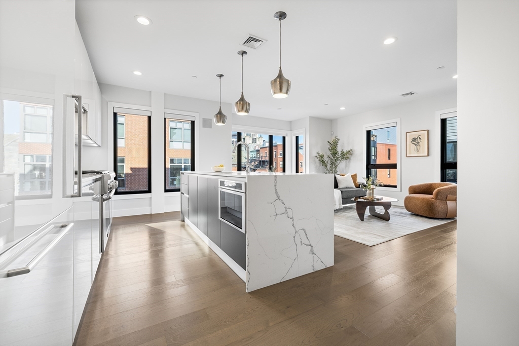 39 A Street, Unit 19 Boston, MA 02127 - Photo 7 of 24