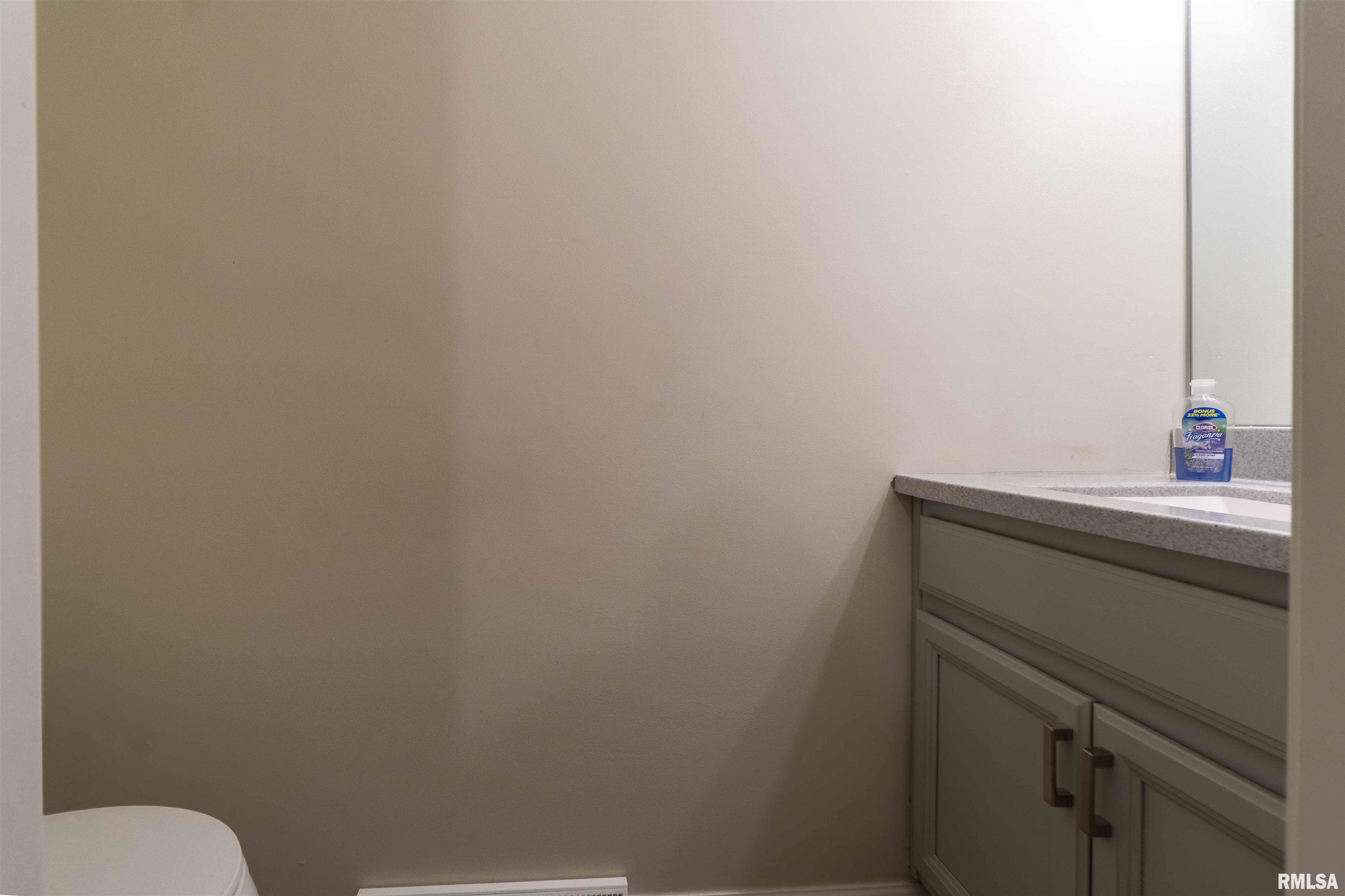 3235 Cole Hollow Road Pekin, IL 61554 - Photo 11 of 42 Gallery Image 11