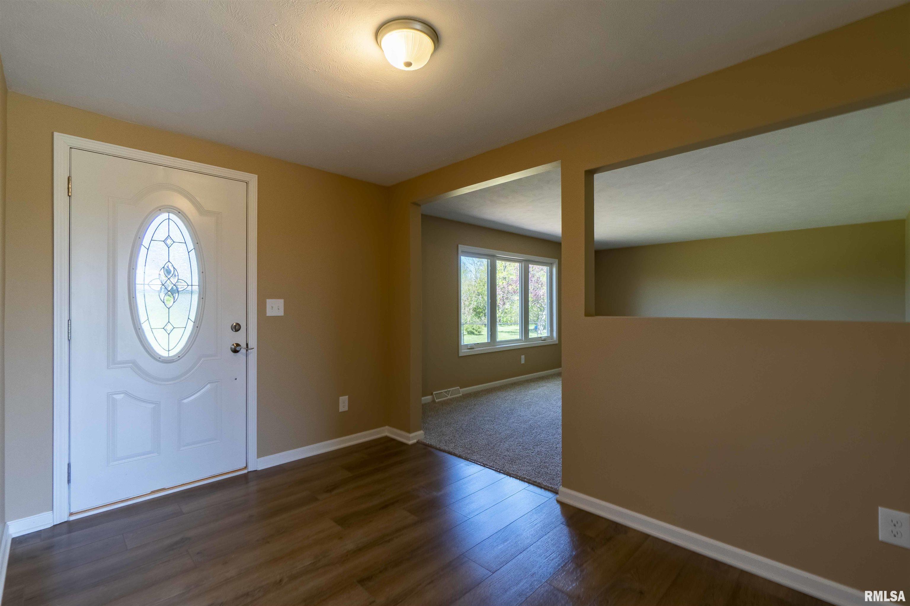 3235 Cole Hollow Road Pekin, IL 61554 - Photo 12 of 42 Gallery Image 12
