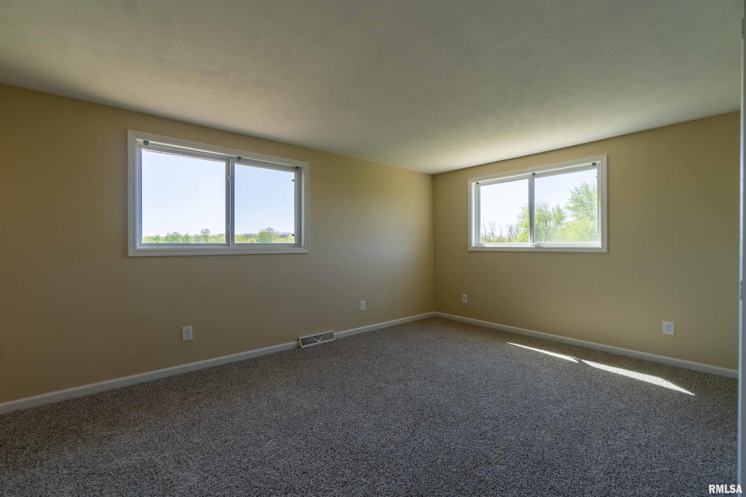 3235 Cole Hollow Road Pekin, IL 61554 - Photo 21 of 42 Gallery Image 21