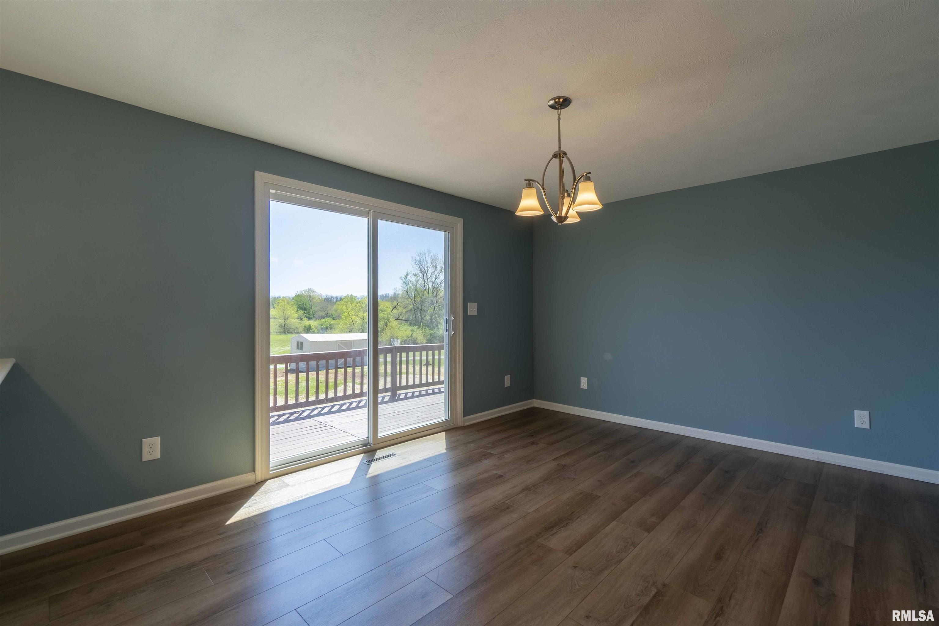 3235 Cole Hollow Road Pekin, IL 61554 - Photo 5 of 42 Gallery Image 5