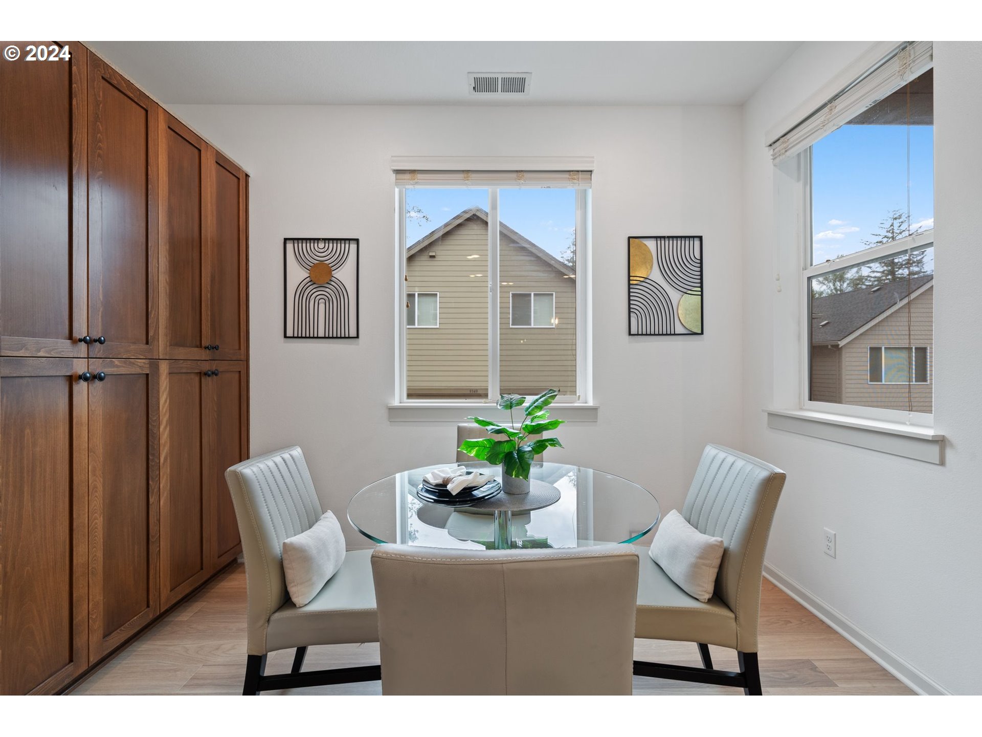 9311 Southwest Treble Lane Portland, OR 97225 - Photo 11 of 47 Gallery Image 11