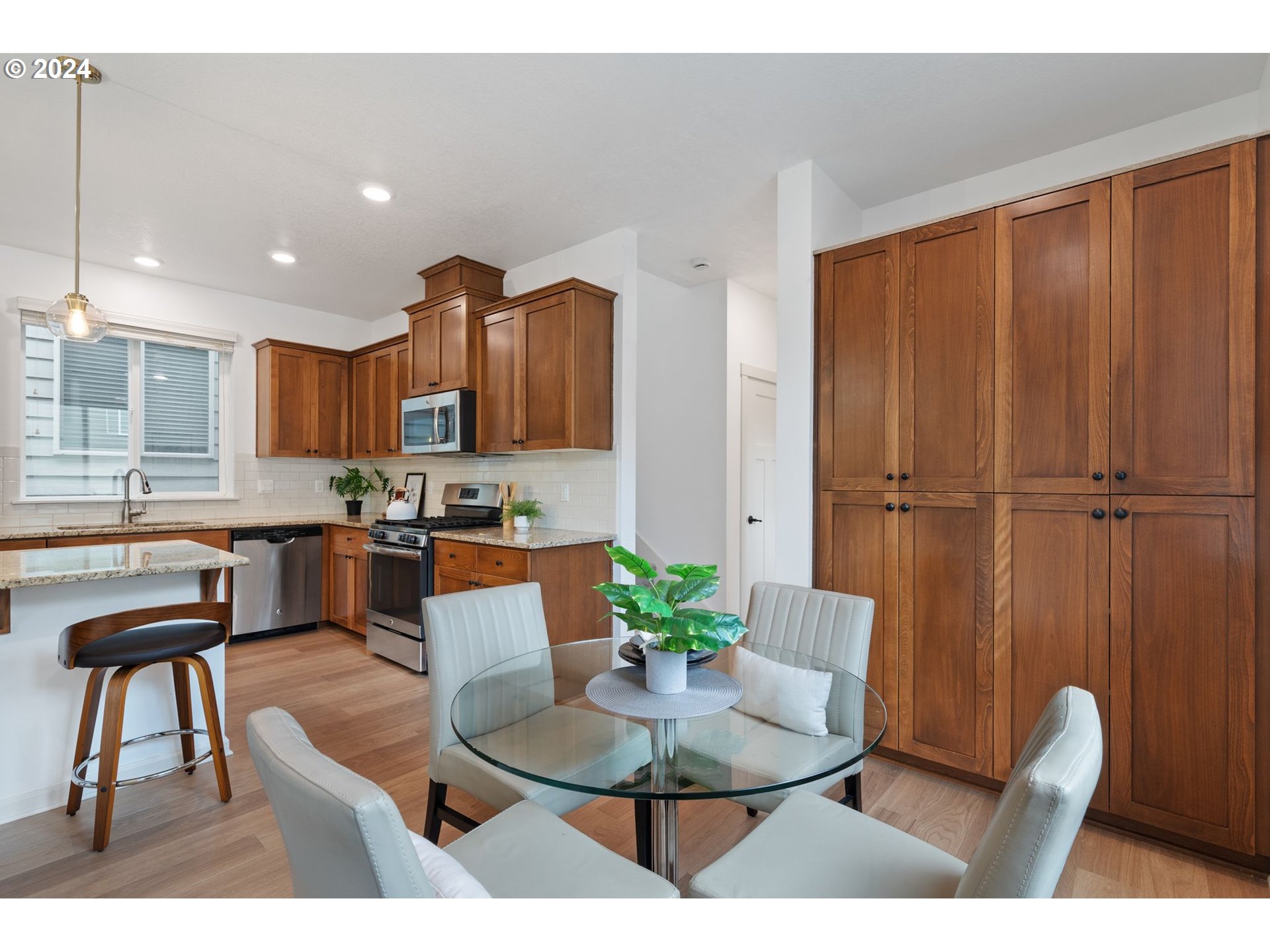 9311 Southwest Treble Lane Portland, OR 97225 - Photo 15 of 47 Gallery Image 15