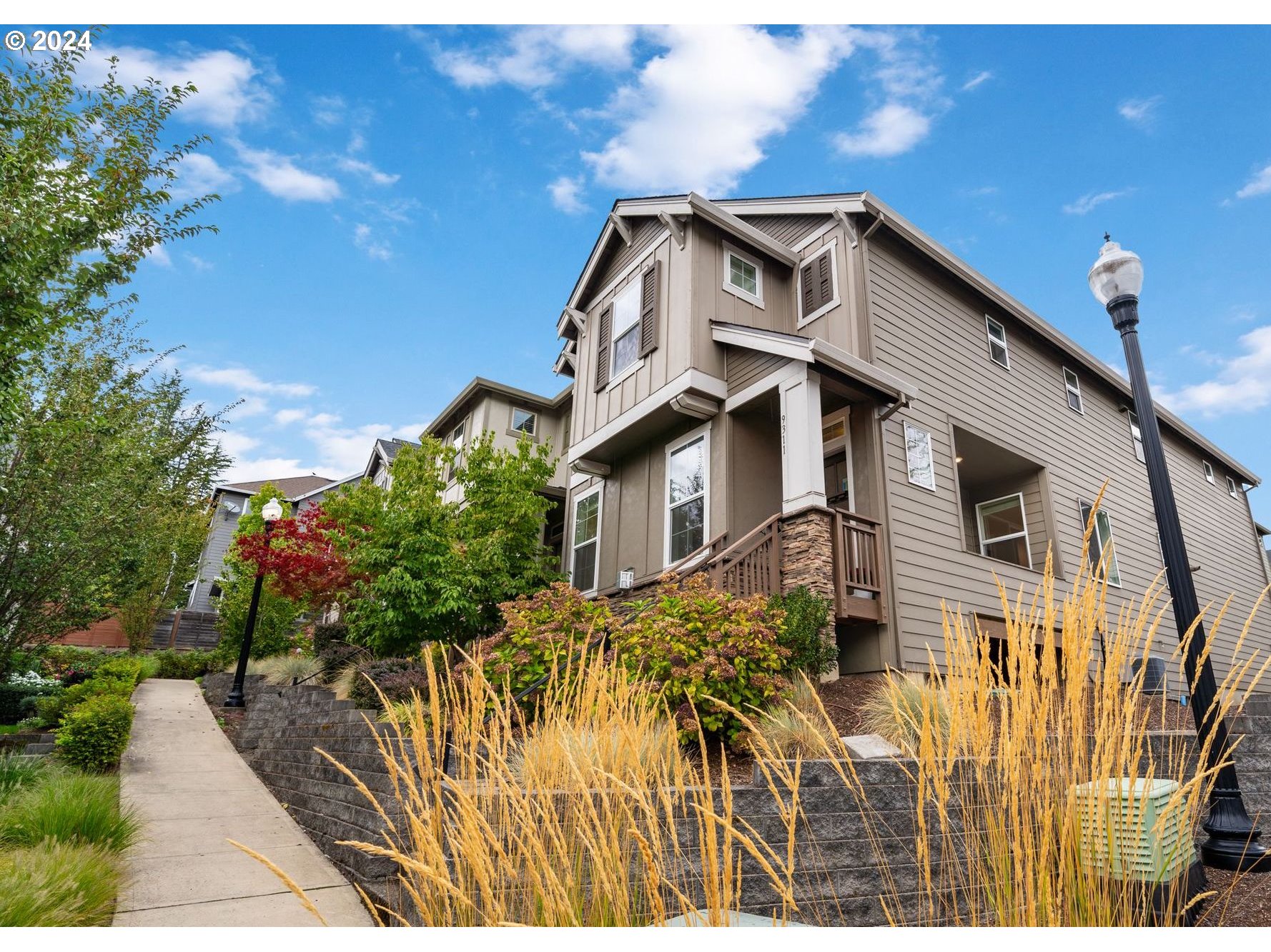 9311 Southwest Treble Lane Portland, OR 97225 - Photo 2 of 47 Gallery Image 2