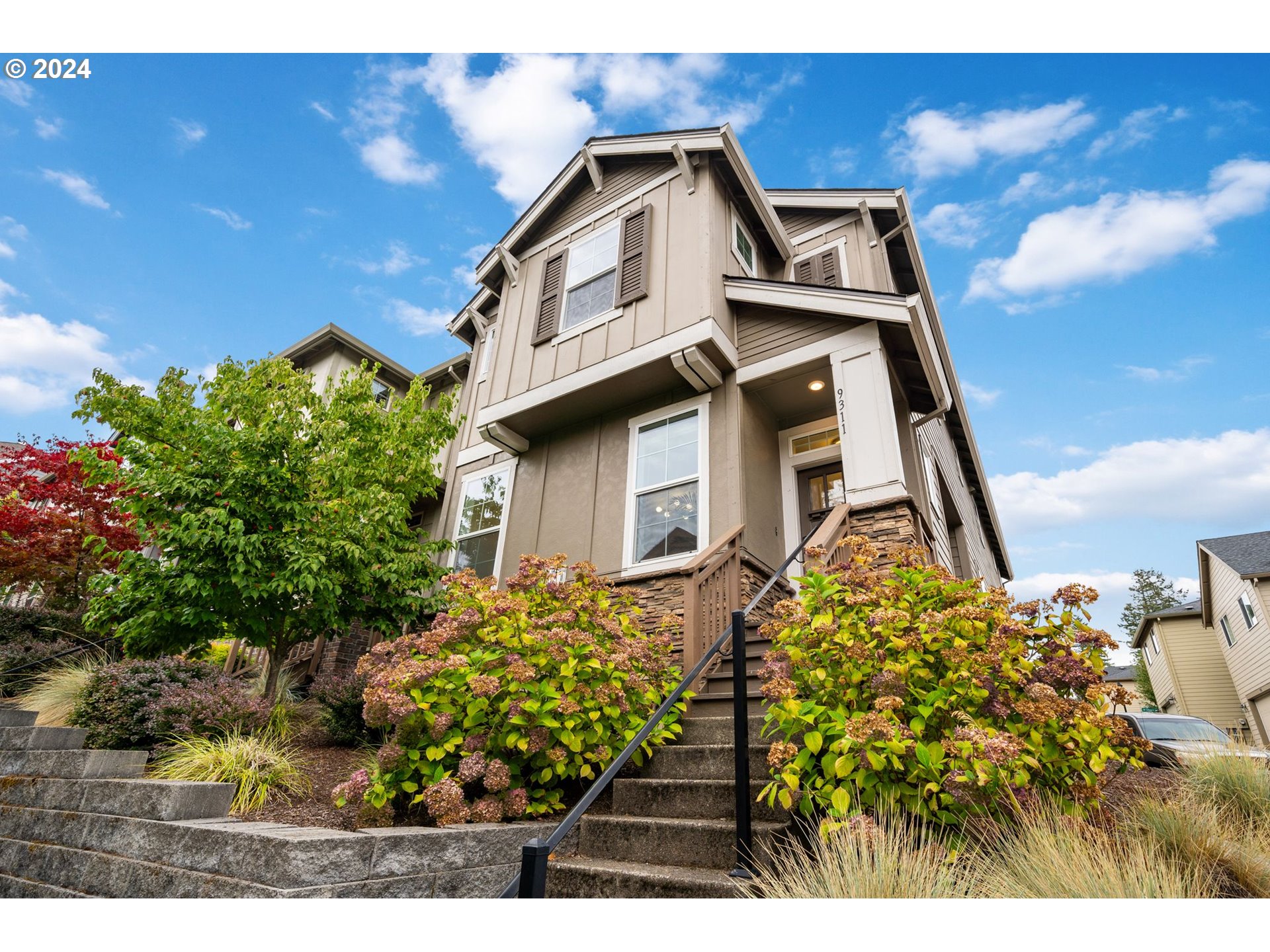 9311 Southwest Treble Lane Portland, OR 97225 - Photo 4 of 47 Gallery Image 4