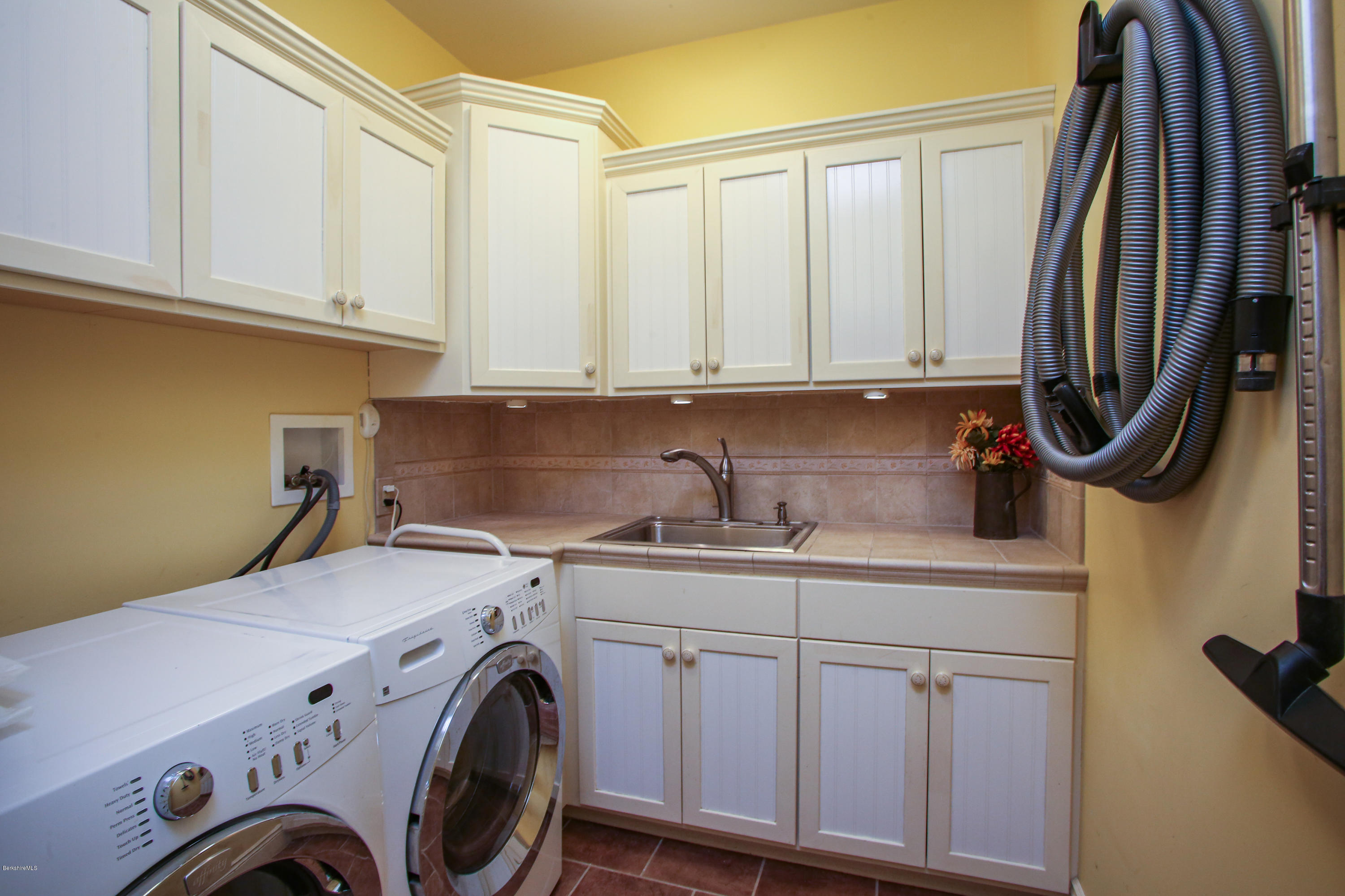 313 Abbott Hill Road Chester, MA 01011 - Photo 19 of 43 Large 1st fl laundry