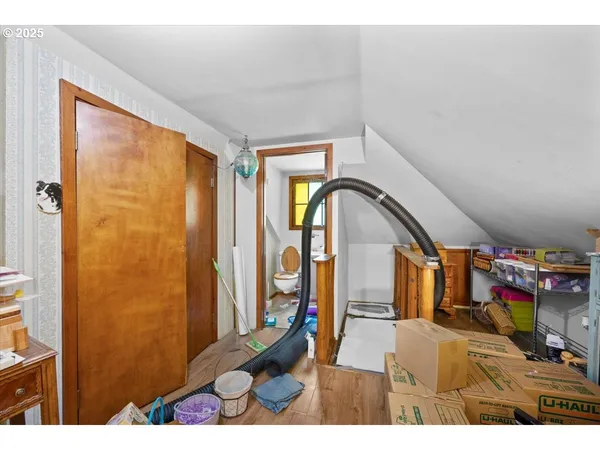 $375,000 | 2128 Starveout Creek Road, Azalea, OR 97410