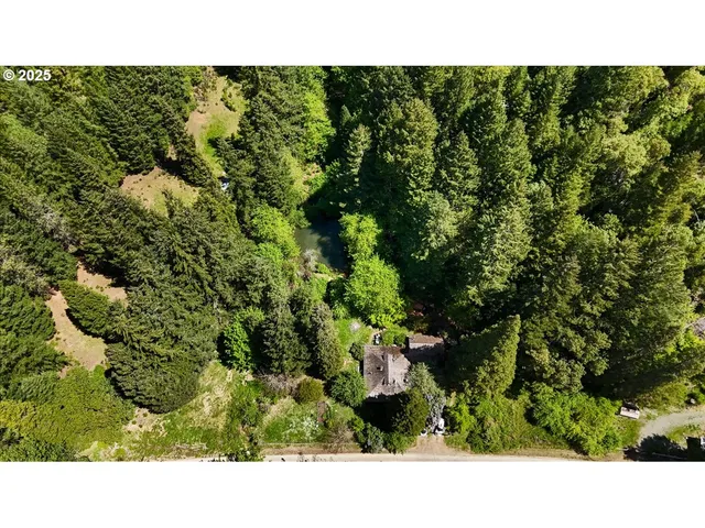 $395,000 | 2128 Starveout Creek Road, Azalea, OR 97410
